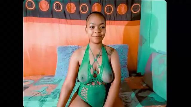 Image 3 of ebonyshy123x Stream on Chaturbate on 20 months ago