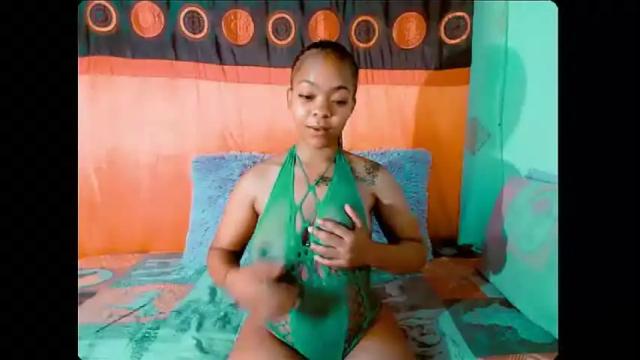 Image 8 of ebonyshy123x Stream on Chaturbate on 20 months ago