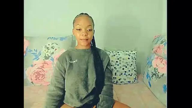 Image 12 of ebonyshy123x Stream on Chaturbate on 16 months ago