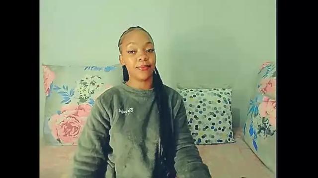 Image 3 of ebonyshy123x Stream on Chaturbate on 16 months ago