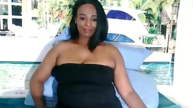 Image 8 of ebonyvixxxen69 Stream on Chaturbate on 13 months ago
