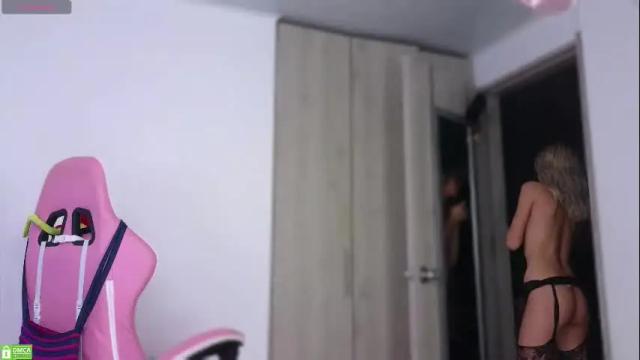 Image 3 of ecchi_six Stream on Chaturbate on 1 month ago
