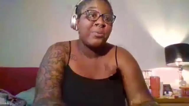 Image 7 of ecurry21 Stream on Chaturbate on 19 months ago