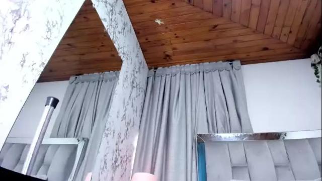 Image 2 of eda_bonne Stream on Chaturbate on 27 days ago