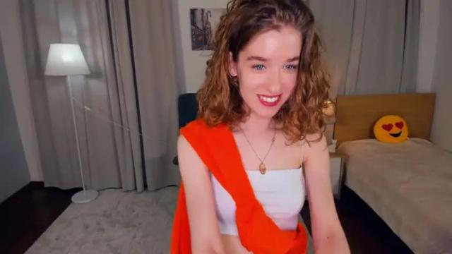 Image 11 of edahetherington Stream on Chaturbate on 12 months ago