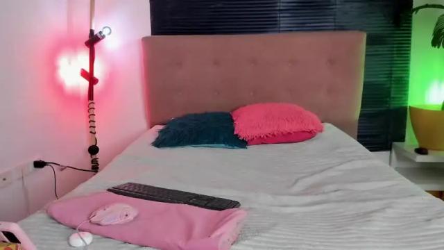 Image 6 of eddyy_skinnyy Stream on Chaturbate on 17 months ago