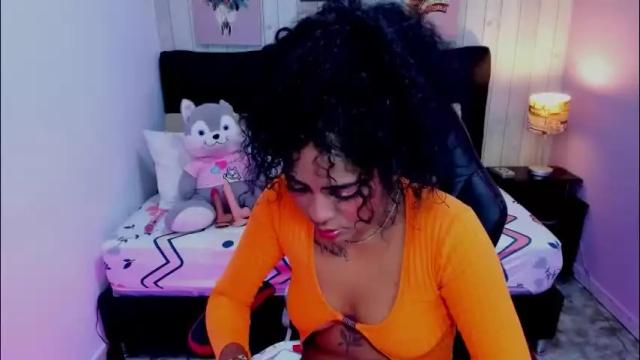 Image 2 of edelaine_rogers Stream on Chaturbate on 1 month ago