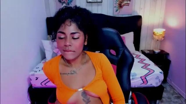 Image 6 of edelaine_rogers Stream on Chaturbate on 1 month ago