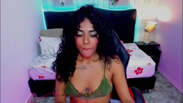 Image 4 of edelaine_rogers Stream on Chaturbate on 1 month ago