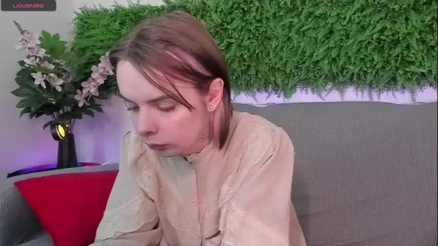 Image 10 of eden_heart Stream on Chaturbate on 1 month ago