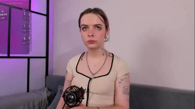 Image 2 of eden_heart Stream on Chaturbate on 23 days ago