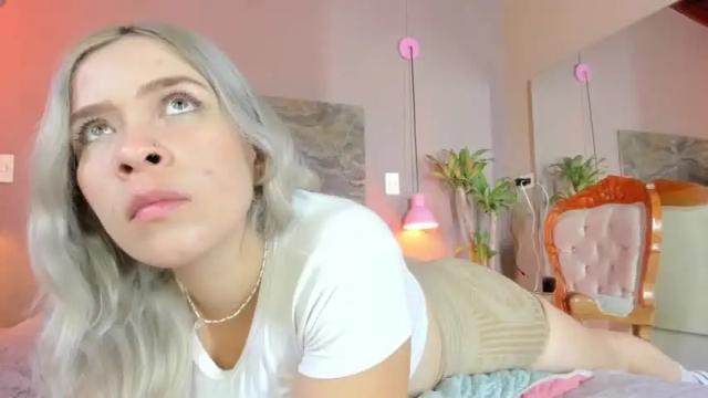 Image 4 of eden_paradise_ Stream on Chaturbate on 18 months ago