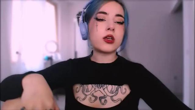 Image 4 of ediefris Stream on Chaturbate on 4 months ago