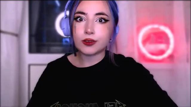 Image 4 of ediefris Stream on Chaturbate on 4 months ago