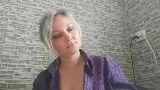 Image 4 of edithmanning Stream on Chaturbate on 1 month ago