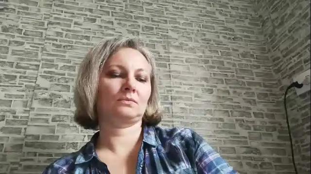Image 2 of edithmanning Stream on Chaturbate on 1 month ago