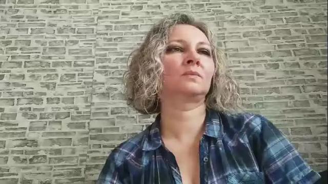 Image 8 of edithmanning Stream on Chaturbate on 1 month ago