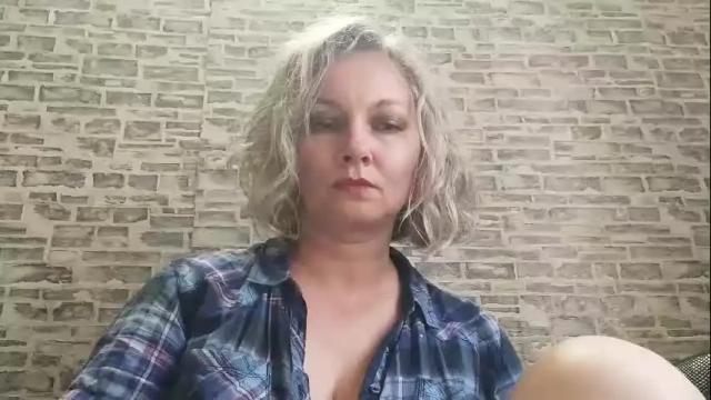 Image 7 of edithmanning Stream on Chaturbate on 1 month ago