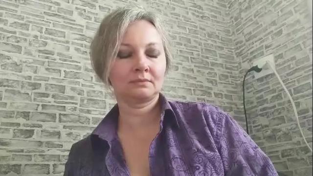 Image 7 of edithmanning Stream on Chaturbate on 1 month ago