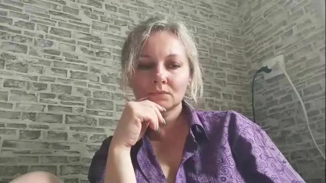 Image 4 of edithmanning Stream on Chaturbate on 1 month ago