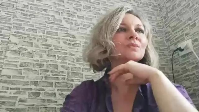 Image 12 of edithmanning Stream on Chaturbate on 1 month ago