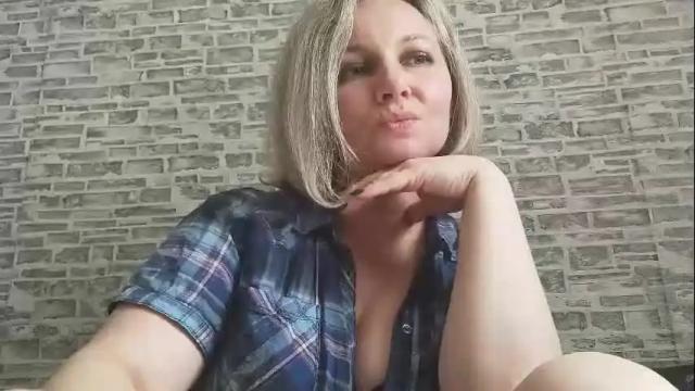 Image 8 of edithmanning Stream on Chaturbate on 1 month ago