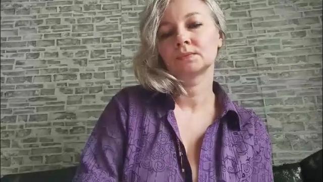 Image 11 of edithmanning Stream on Chaturbate on 2 months ago