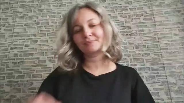 Image 11 of edithmanning Stream on Chaturbate on 20 days ago