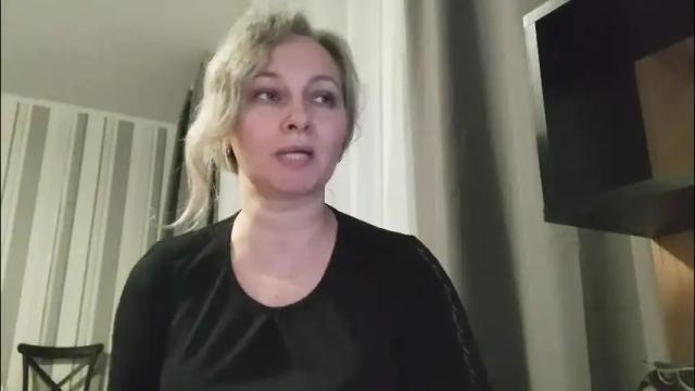 Image 6 of edithmanning Stream on Chaturbate on 7 days ago