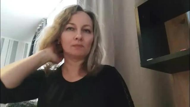 Image 4 of edithmanning Stream on Chaturbate on 5 days ago