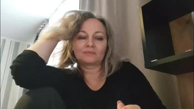 Image 6 of edithmanning Stream on Chaturbate on 5 days ago