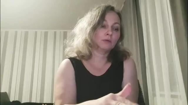 Image 2 of edithmanning Stream on Chaturbate on 1 day ago