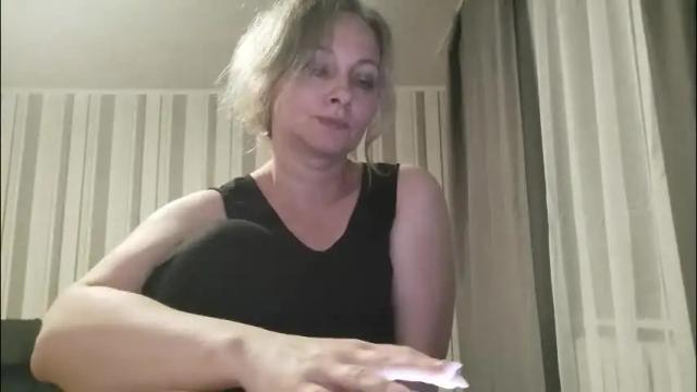 Image 7 of edithmanning Stream on Chaturbate on 1 day ago