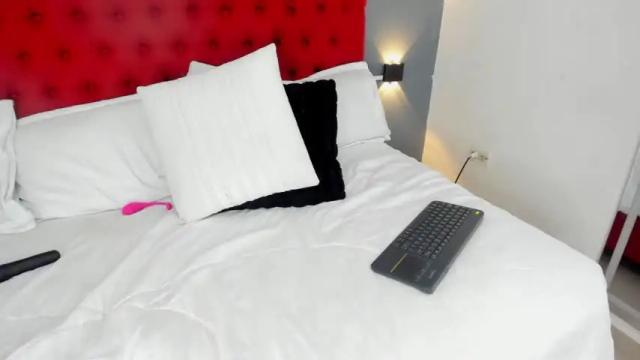 Image 12 of edna_tapia Stream on Chaturbate on 15 months ago