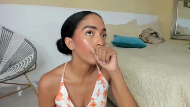 Image 2 of edna_tapia Stream on Chaturbate on 14 months ago