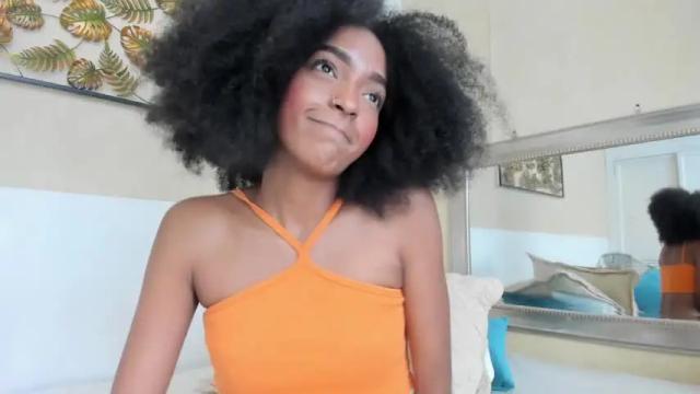 Image 10 of edna_tapia Stream on Chaturbate on 14 months ago