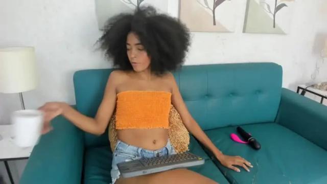 Image 4 of edna_tapia Stream on Chaturbate on 14 months ago