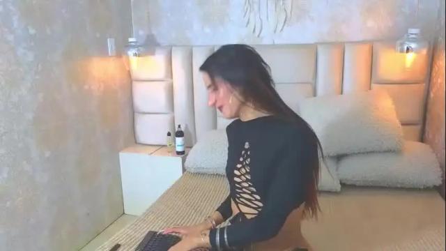 Image 10 of ednajarath Stream on Chaturbate on 27 days ago