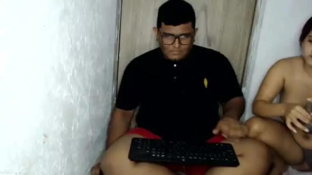 Image 4 of edwintokens Stream on Chaturbate on 18 months ago