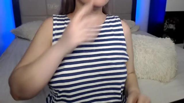 Image 2 of eelena4kiss Stream on Chaturbate on 13 months ago
