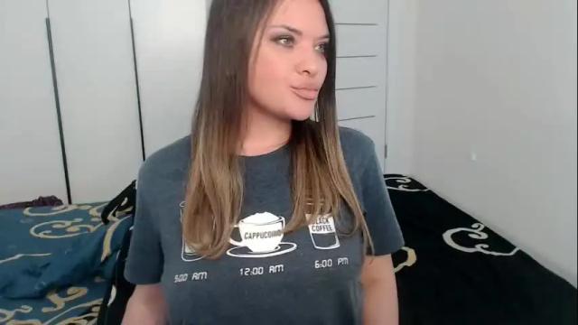 Image 3 of eelena4kiss Stream on Chaturbate on 1 month ago
