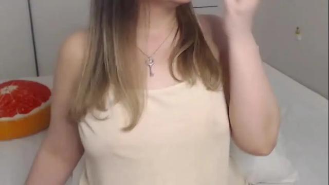 Image 12 of eelena4kiss Stream on Chaturbate on 13 days ago