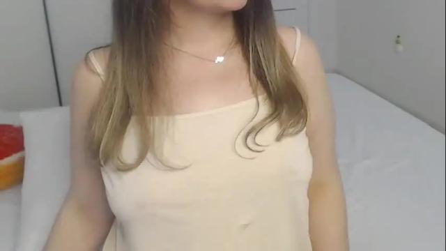 Image 4 of eelena4kiss Stream on Chaturbate on 5 days ago