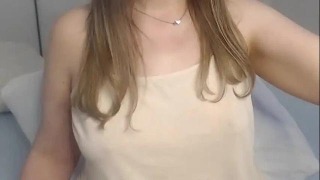 Image 4 of eelena4kiss Stream on Chaturbate on 1 month ago