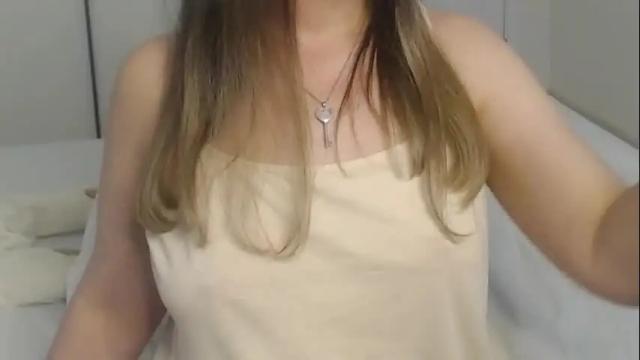 Image 6 of eelena4kiss Stream on Chaturbate on 1 month ago