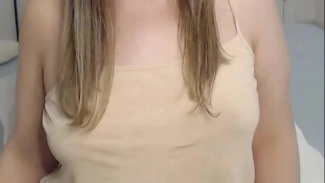 Image 8 of eelena4kiss Stream on Chaturbate on 29 days ago