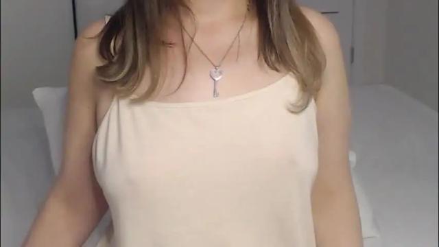 Image 3 of eelena4kiss Stream on Chaturbate on 1 month ago