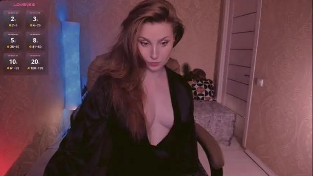 Image 12 of eesmaaarr Stream on Chaturbate on 26 days ago