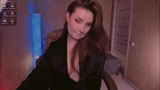 Image 3 of eesmaaarr Stream on Chaturbate on 2 days ago