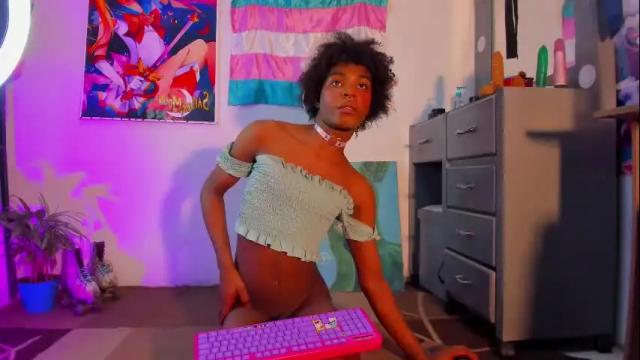 Image 12 of effy_marinn Stream on Chaturbate on 1 month ago